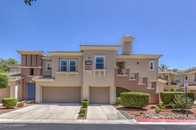 MLS: 2702047 Condo For Sale
