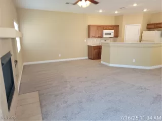 Photo #2: 2702051 Listing 