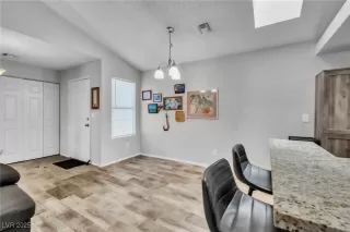 Photo #1: 2702065 Listing