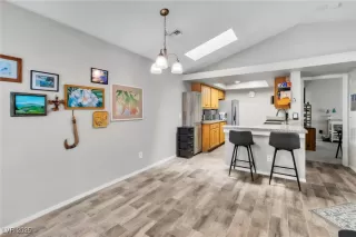 Photo #3: 2702065 Listing