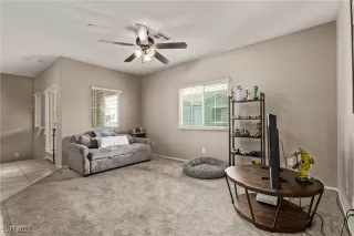 Photo #3: 2702089 Listing