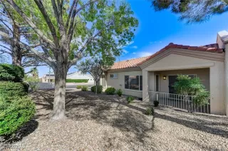 Photo #5: 2702114 Listing 