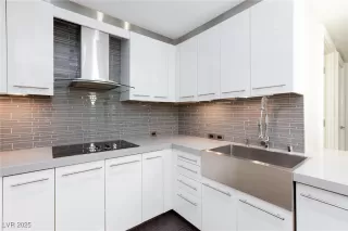 Photo #5: 2702118 Listing