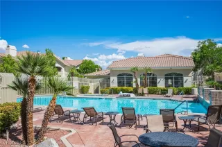 Photo #3: 2702145 Listing