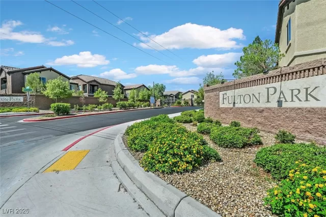 MLS: 2702159 Condo For Sale