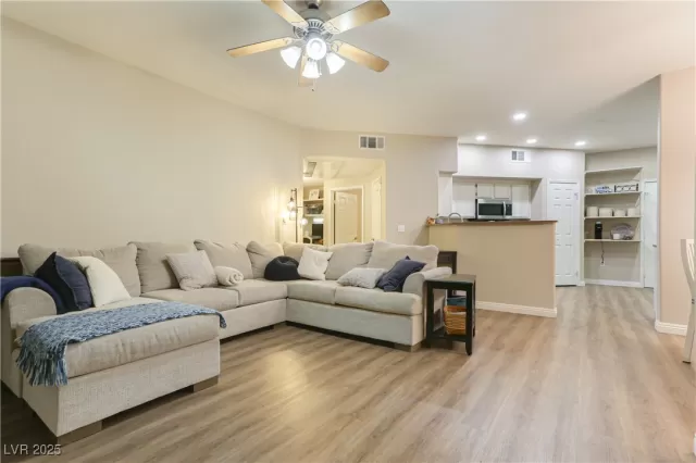 MLS: 2702165 Condo For Sale