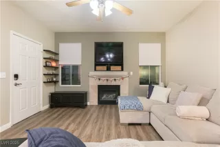 Photo #4: 2702165 Listing