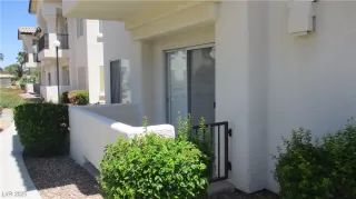 Photo #4: 2702172 Listing