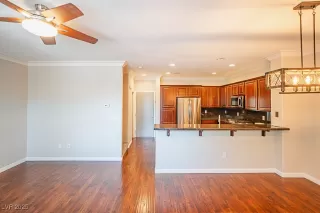 Photo #3: 2702183 Listing 