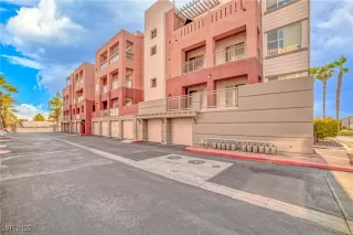 Photo #1: 2702217 Listing 