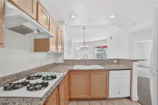 Photo #4: 2702217 Listing 