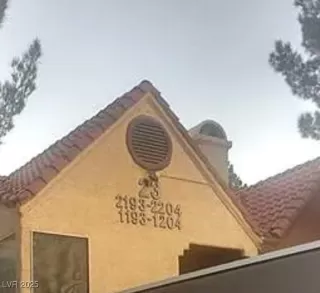 Photo #1: 2702263 Listing