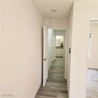 Photo #6: 2702263 Listing