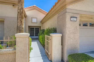 Photo #2: 2702265 Listing