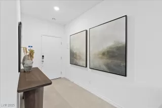 Photo #2: 2702267 Listing