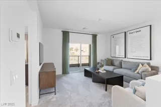 Photo #5: 2702267 Listing