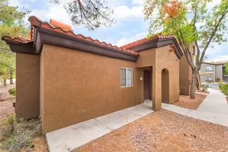 Photo #1: 2702268 Listing