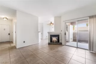 Photo #6: 2702268 Listing