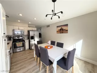 Photo #4: 2702284 Listing 