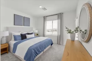 Photo #5: 2702290 Listing