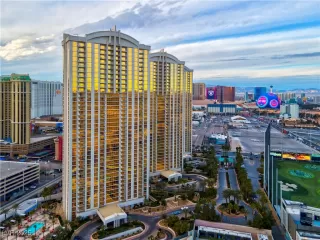 Photo #1: 2702318 Listing 