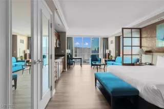 Photo #3: 2702318 Listing 