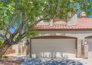 Photo #1: 2702337 Listing 