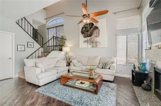 Photo #3: 2702337 Listing 