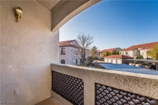 Photo #4: 2702339 Listing 