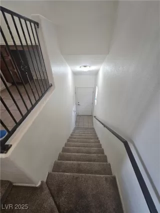 Photo #5: 2702341 Listing 