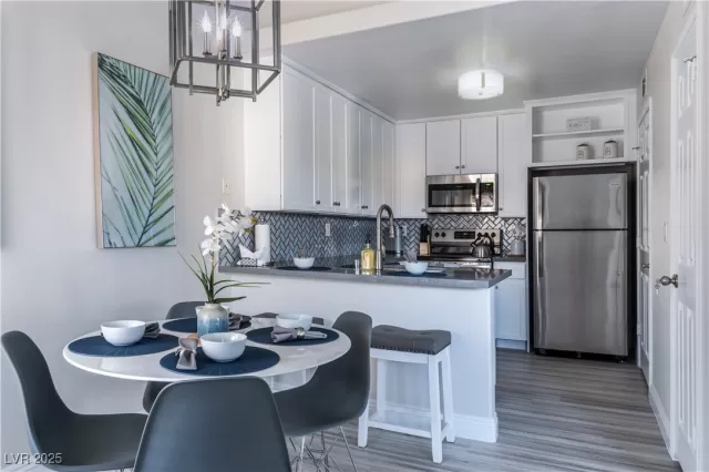 MLS: 2702353 Condo For Sale