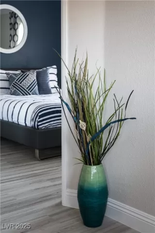 Photo #5: 2702353 Listing