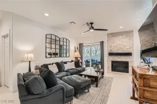 Photo #1: 2702370 Listing