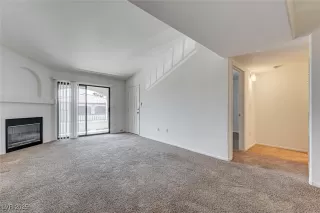 Photo #2: 2702422 Listing