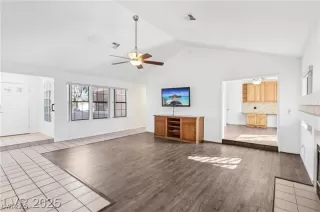 Photo #4: 2702455 Listing 