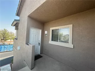 Photo #3: 2702486 Listing 