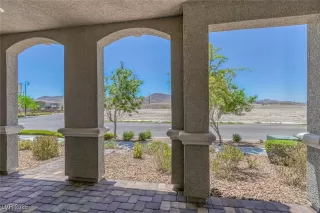 Photo #2: 2702505 Listing 