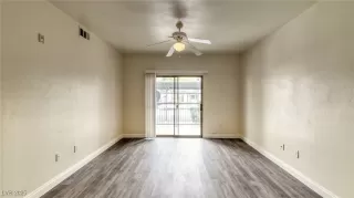 Photo #1: 2702518 Listing 