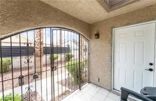 Photo #5: 2702527 Listing