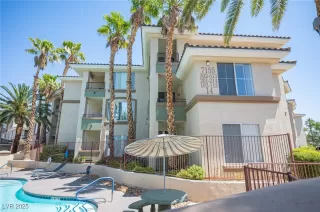 Photo #5: 2702550 Listing 