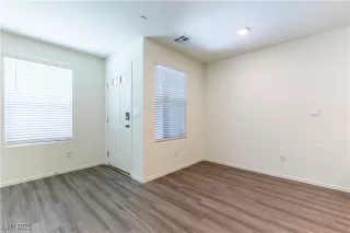 Photo #2: 2702566 Listing 