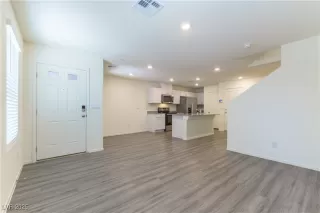 Photo #5: 2702566 Listing 