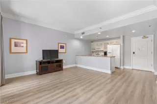 Photo #4: 2702579 Listing 