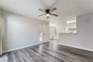 Photo #6: 2702591 Listing 