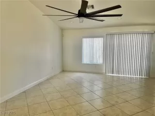 Photo #2: 2702620 Listing 