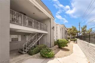 Photo #4: 2702634 Listing 