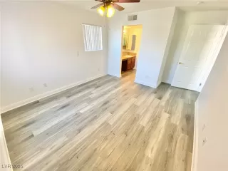 Photo #5: 2702728 Listing 