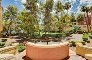 Photo #1: 2702735 Listing 