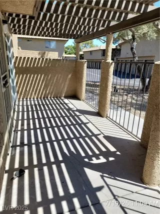 Photo #2: 2702772 Listing 