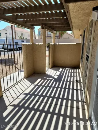 Photo #3: 2702772 Listing 